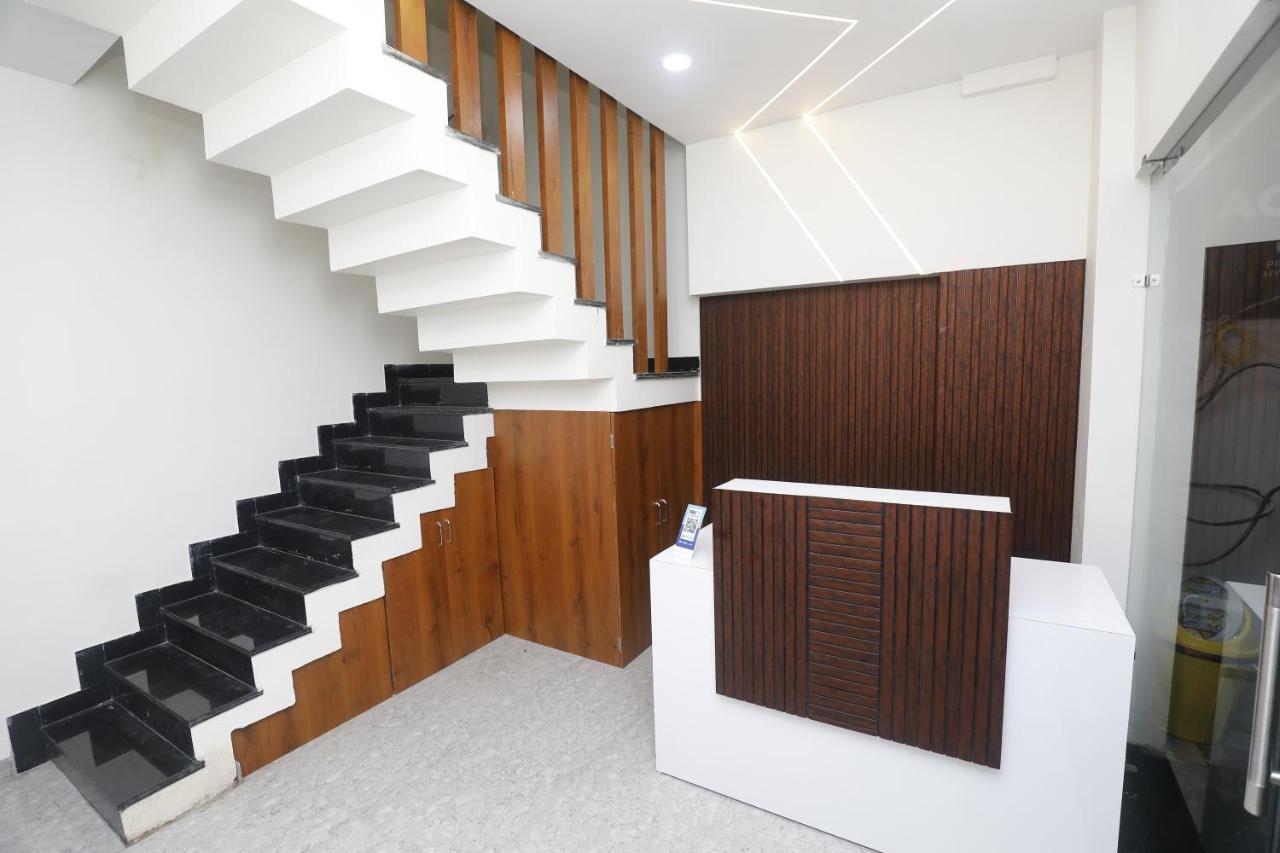 Hotel Garima อุจเจน ภายนอก รูปภาพ